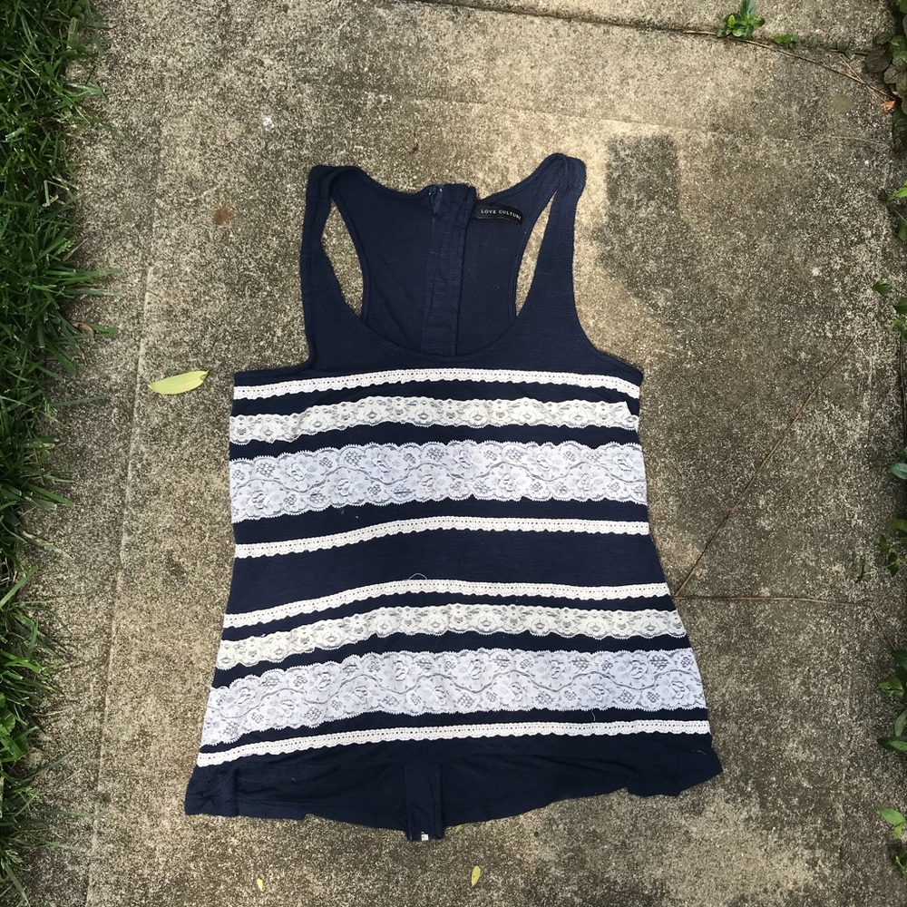Love Culture • Lace Embroidered Tank Top • Medium - Picture 2 of 3